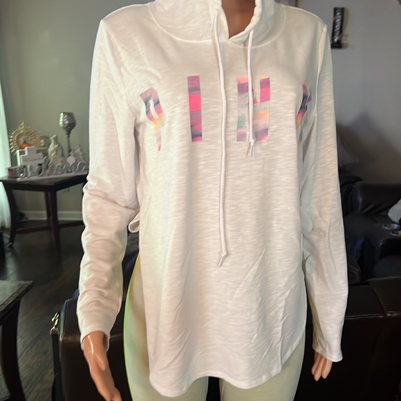 Pink 🤩 - Picture 2 of 4